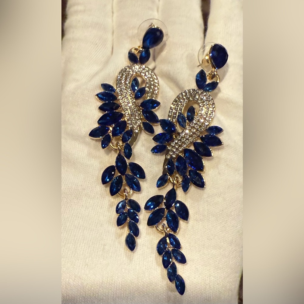 Gold Tone Metal Rhinestone Chandelier Post Earrings